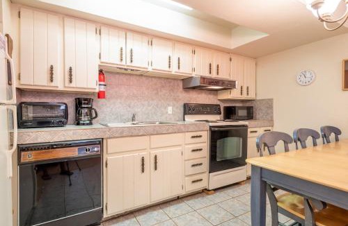 Copper Mountain Village House | Ten Mile Haus B9