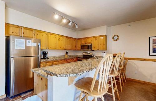 Mountain House Apartment | Tenderfoot Lodge 2663