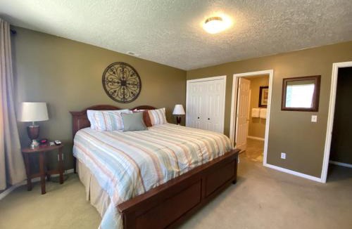 Harbor Village House | Tennis Building 201