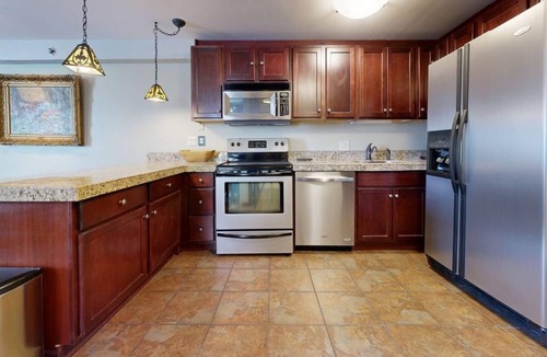 Snowmass Village Condo | Terracehouse 93 - Steps to Slopes | Inviting Mountain Retreat, Pool & Hot Tub
