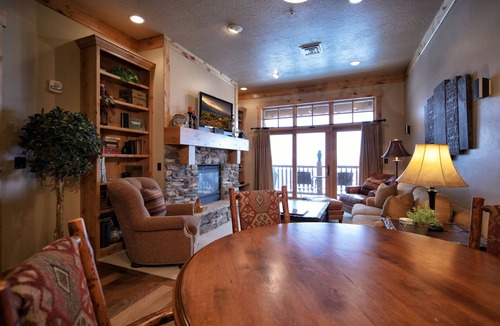 Victor Condo | Teton Springs Condo #307 in Victor w/A/C, W/D, WiFi, Balcony, Grill & Garage