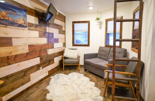 Victor House | Teton Tiny Home | Jackson, Targhee, Yellowstone