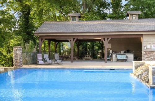 Branson House | That Lakefront Taneycomo House - Branson