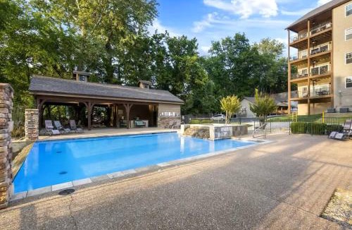 Branson House | That Lakefront Taneycomo House - Branson