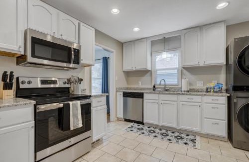 Central Colorado Springs House | The 5BR Stay That Actually Makes Travel Easier
