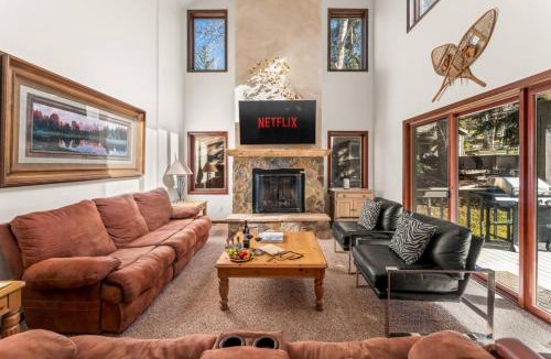 Eagle-Vail House | The Alpine Lodge 4BR on Eagle Vail Golf Course