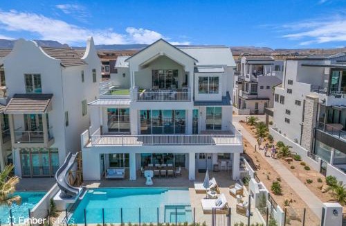 St. George House | The Alys at Desert Color (by Ember Stays)
