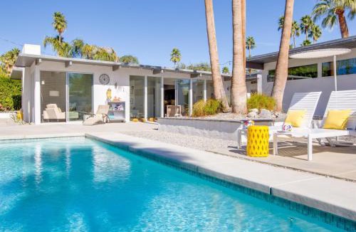Racquet Club Estates House | The Arrow