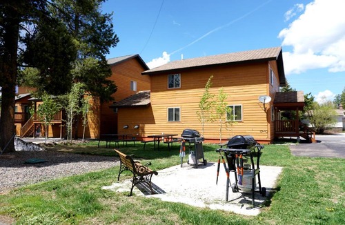 West Yellowstone Hotel | The Aspen