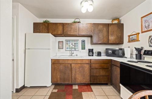 Red Lodge House | The Bears Den