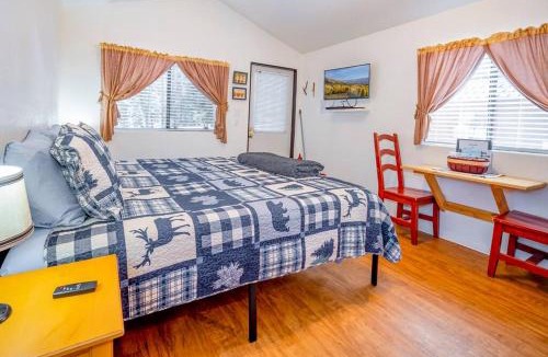 Bayfield House | The Blue Fox Cabin #8 at Blue Spruce RV Park & Cabins