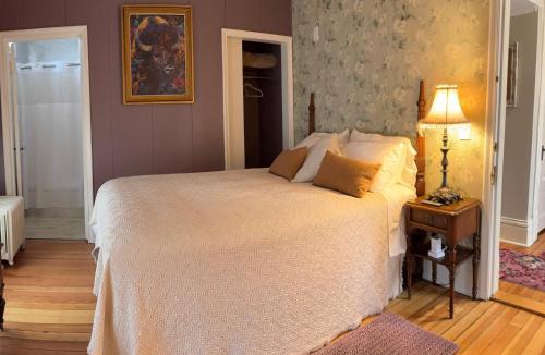 Buffalo Hotel | The Boho Buffalo Inn