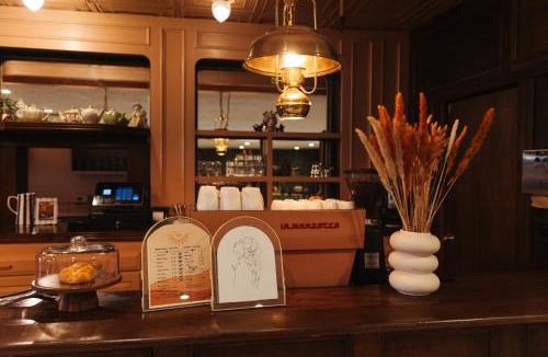 East Boulder Hotel | The Boulder Broker