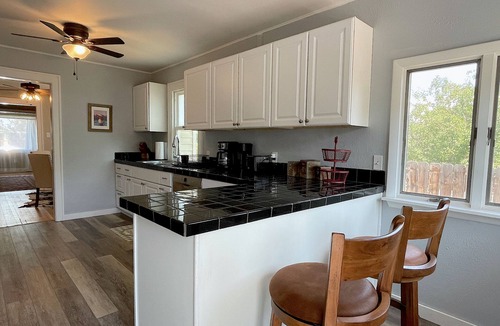 Cody House | The Buckaroo- walk to historic downtown Cody, dog friendly!