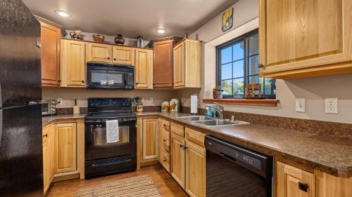 Red Lodge House | The Buckeye