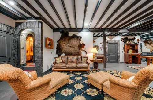 Columbia Falls House | The Castle