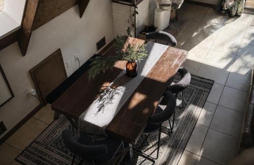 Woodland Park House | The Catamount Coze House