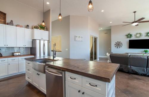 Hurricane House | The Charlotte at Sand Hollow Resort