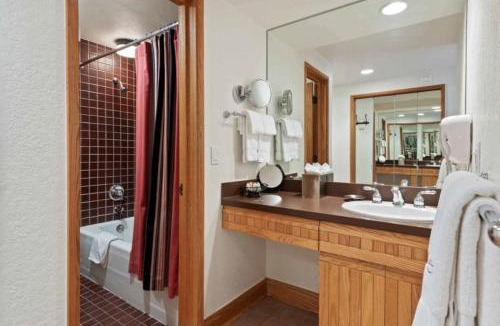 Beaver Creek Hotel | The Charter at Beaver Creek A455
