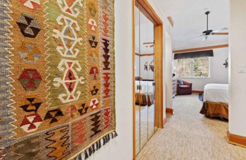 Beaver Creek Hotel | The Charter at Beaver Creek D415