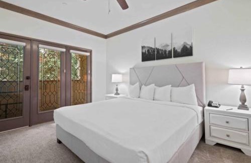 Beaver Creek Hotel | The Charter at Beaver Creek E025