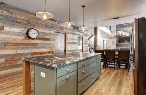 Deadwood House | The Cottonwood