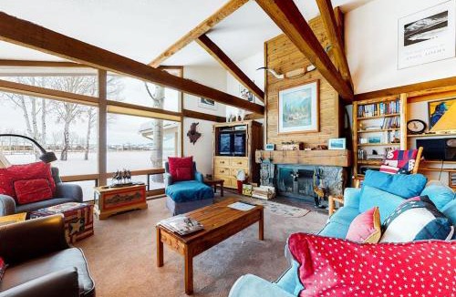 Jackson House | The Director's Cabin