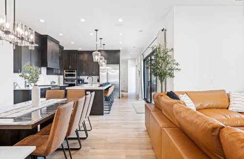 St. George House | The Dugout home
