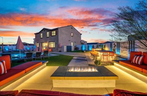 Coachella House | The Element - Pickle Ball, Mini Golf, Game Room