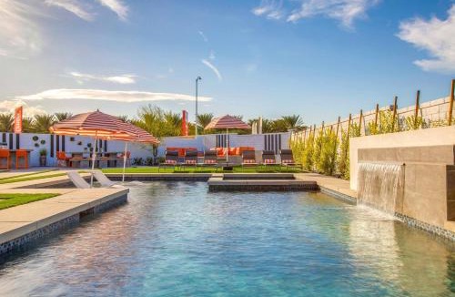 Coachella House | The Element - Pickle Ball, Mini Golf, Game Room