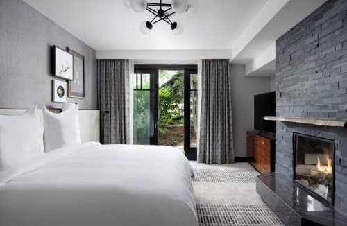 Vail Apartment | The Four Seasons, Vail - Luxury King Hotel Room