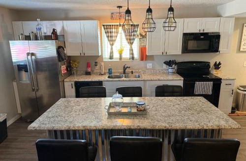 Columbia House | The Galley at Rathbun Lake Iowa