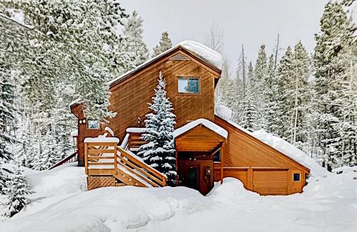 Blue River House | The GingerBreck House