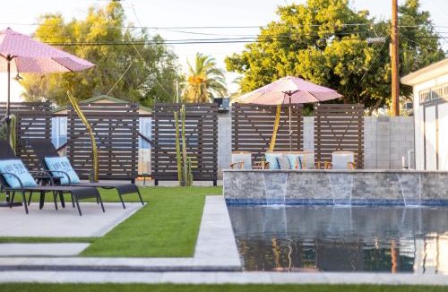 Encanto House | The Glow-Up House - Pool Spa Glam Room