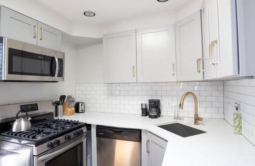 Five Points Apartment | The Grand Curtis - Curtis Park Club - RiNo