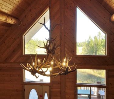 Island Park Cabin | The Hideaway Lodge