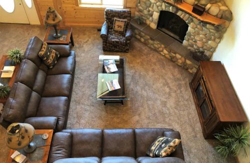 Island Park Cabin | The Hideaway Lodge