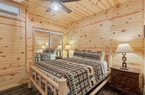 Keystone House | The Hill View Suite at Ten Stone Lodge