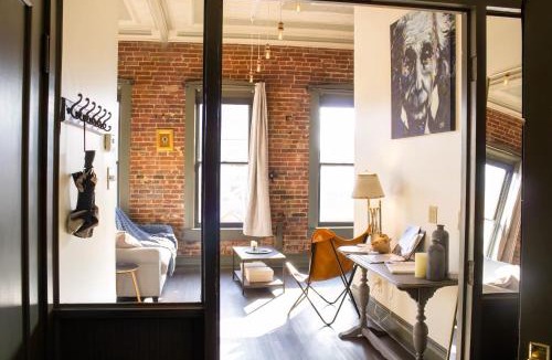 St. Charles Apartment | The Historic Bricks on Main
