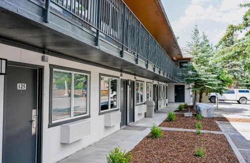 Jackson Hotel | The Jackson SouthTown