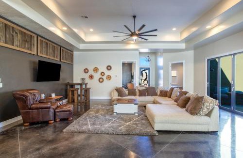 Hurricane House | The Joshua at Sand Hollow Resort