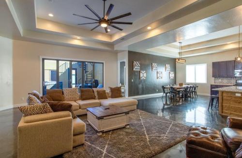 Hurricane House | The Joshua at Sand Hollow Resort