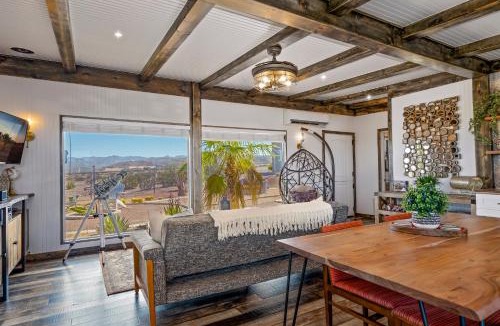 Twentynine Palms Ski Chalet | The Joshua Tree Chalet