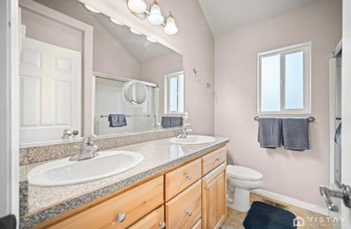 Duck Creek Village House | The Kool Kabin with Chill Deck, Fire Pit and BBQ Grill