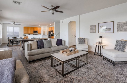 Legacy House | The Legacy - Desert Retreat with Golf Course Views!