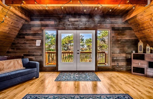 Agate Beach House | The Lightkeepers Retreat
