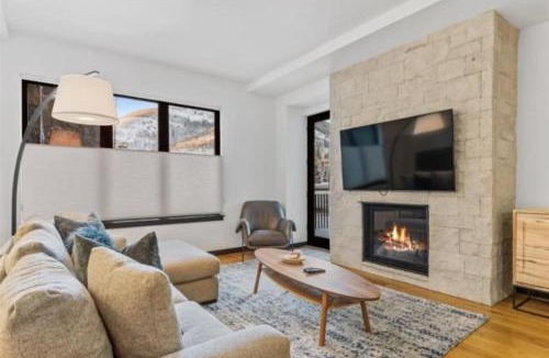 Vail Apartment | The Lion Vail 2 Bedroom
