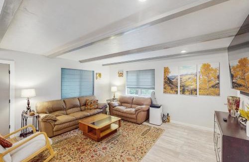Woodland Park House | The Lookout at Woodland Park
