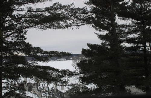Lake Delton Bed & Breakfast | The Master Bedroom at the Hillside B&B