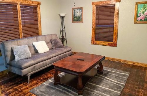 Deadwood House | The Miner's Getaway in Lead SD